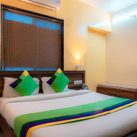 Treebo Trend The White Castle Hotel Pune Bagian luar foto